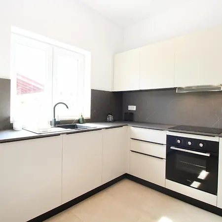 Lavanda 2340 * Valbandon