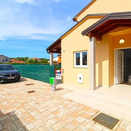 Villa Lavanda 2340 Valbandon