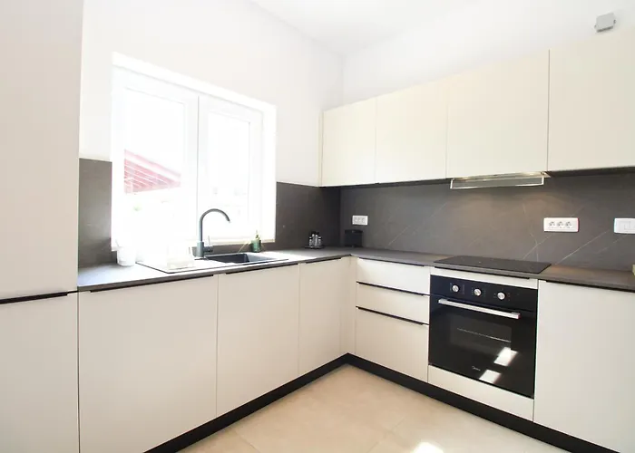 Lavanda 2340 * Valbandon